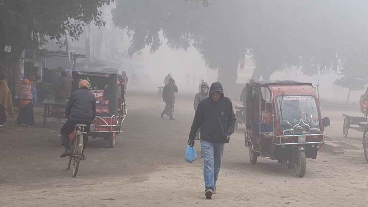 মৃদু শৈত্যপ্রবাহে কাবু পঞ্চগড়